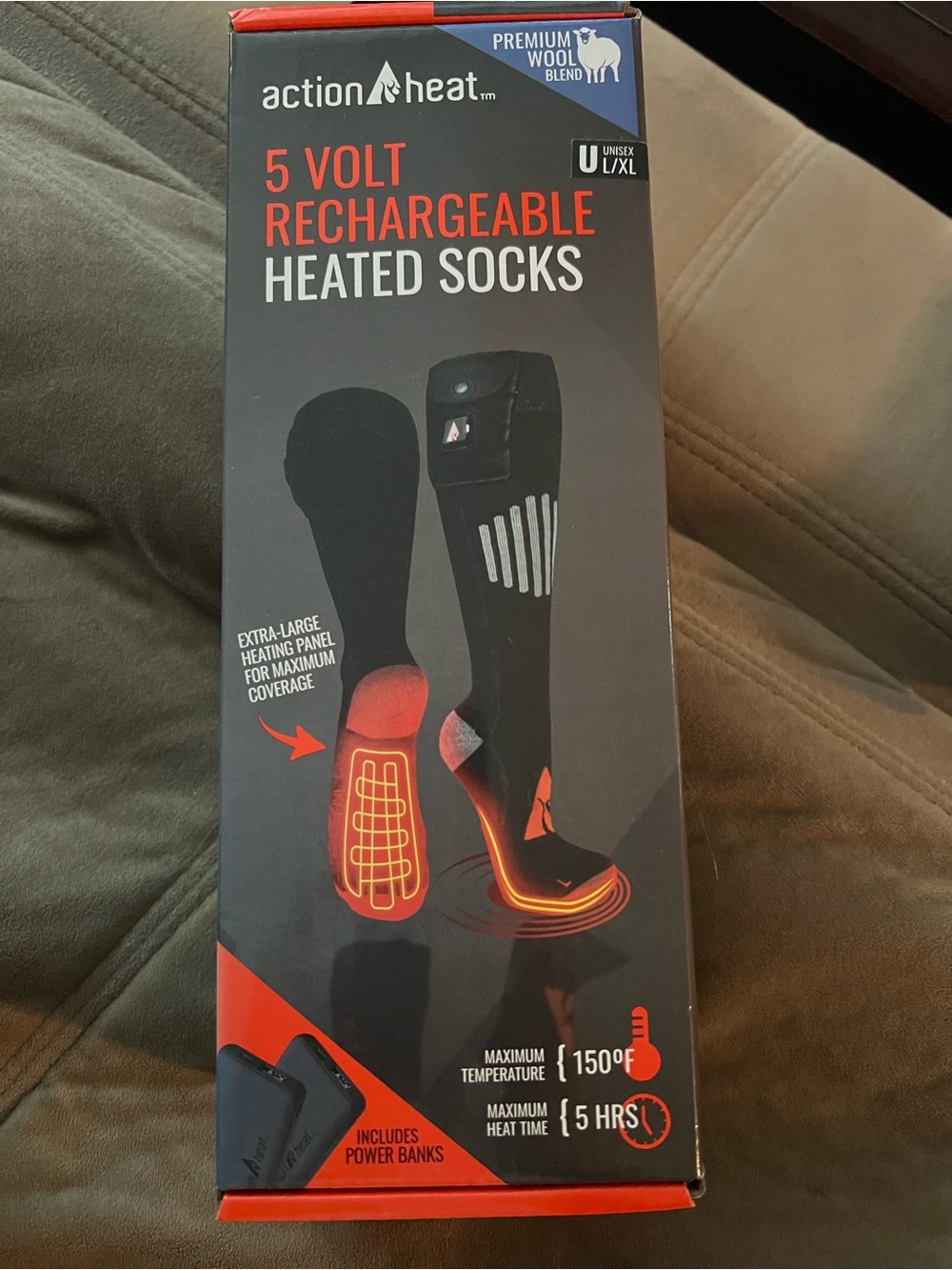 5V Rechargeable Heated Athletic Socks - Black with Red Accents (Unisex L/XL)